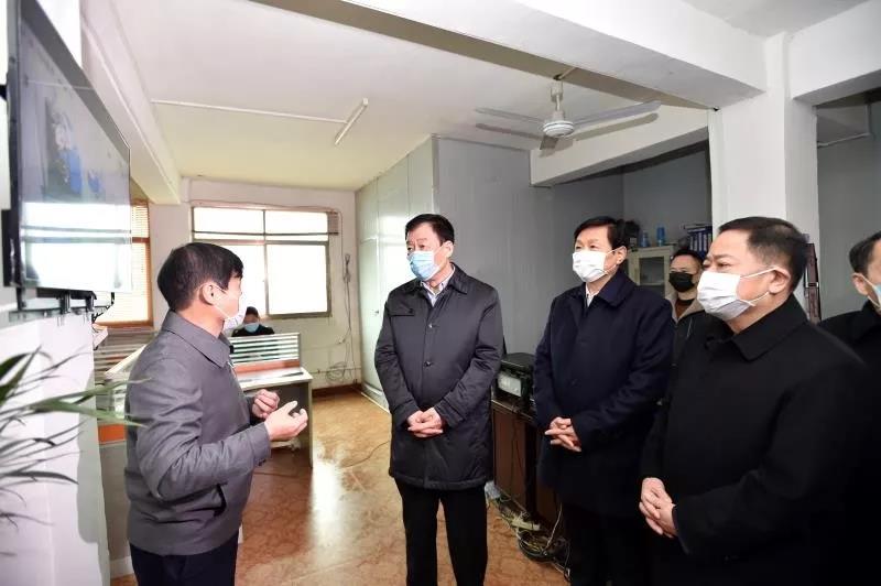 深入工廠農村 劉奇調查醫用物資保障市場供應情況